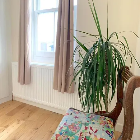 London'S Central East End 2 Bedroom City Apartments Exterior photo