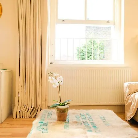 London'S Central East End 2 Bedroom City Apartments Exterior photo