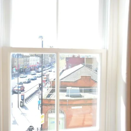 London'S Central East End 2 Bedroom City Apartments Exterior photo
